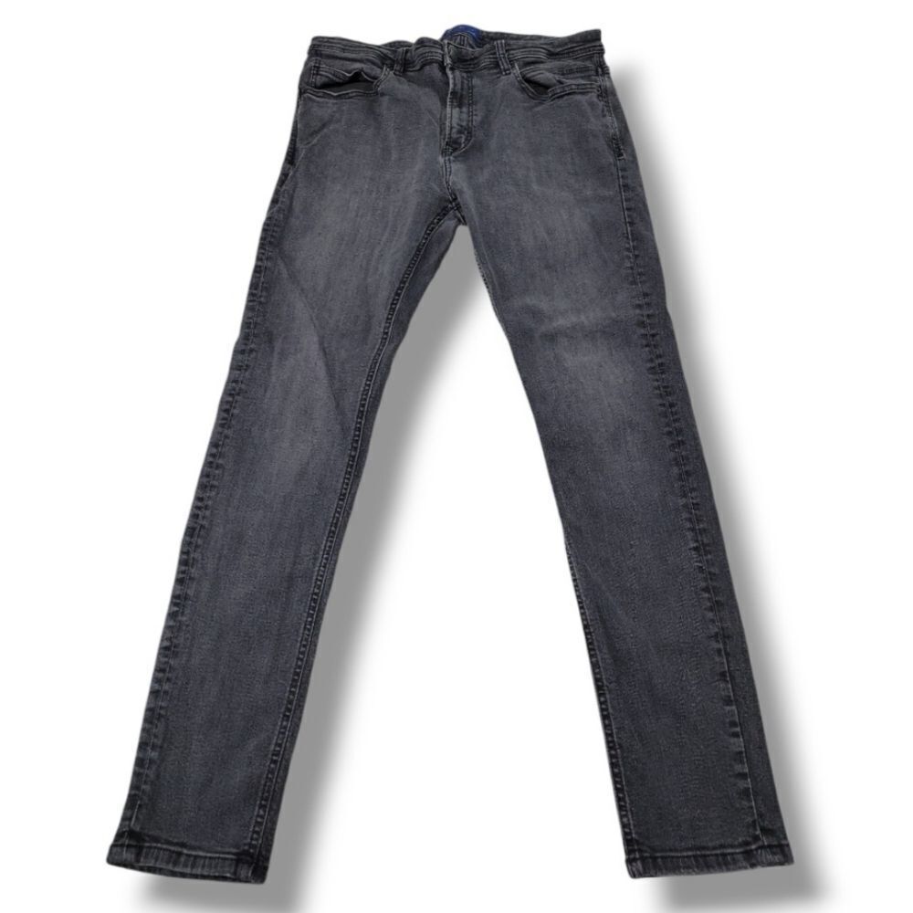 Zara Jeans Size 32 W32"x29" Zara Man Denimwear Skinny Jeans Stretch Denim Pants